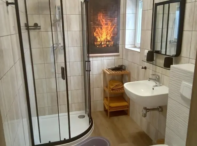 Деревянный коттедж Debowka